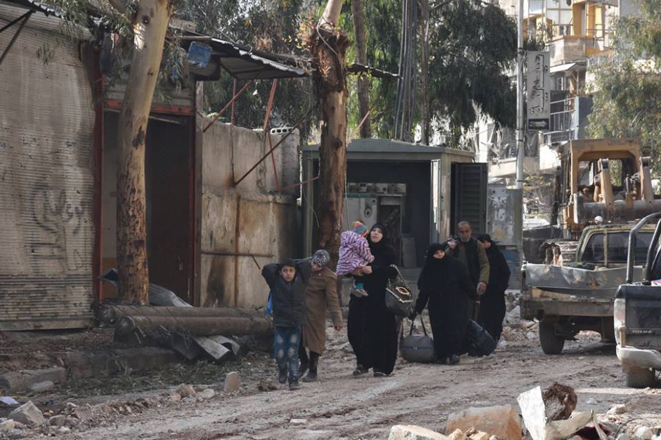 В заложниках у террористов в Алеппо остаются тысячи человек