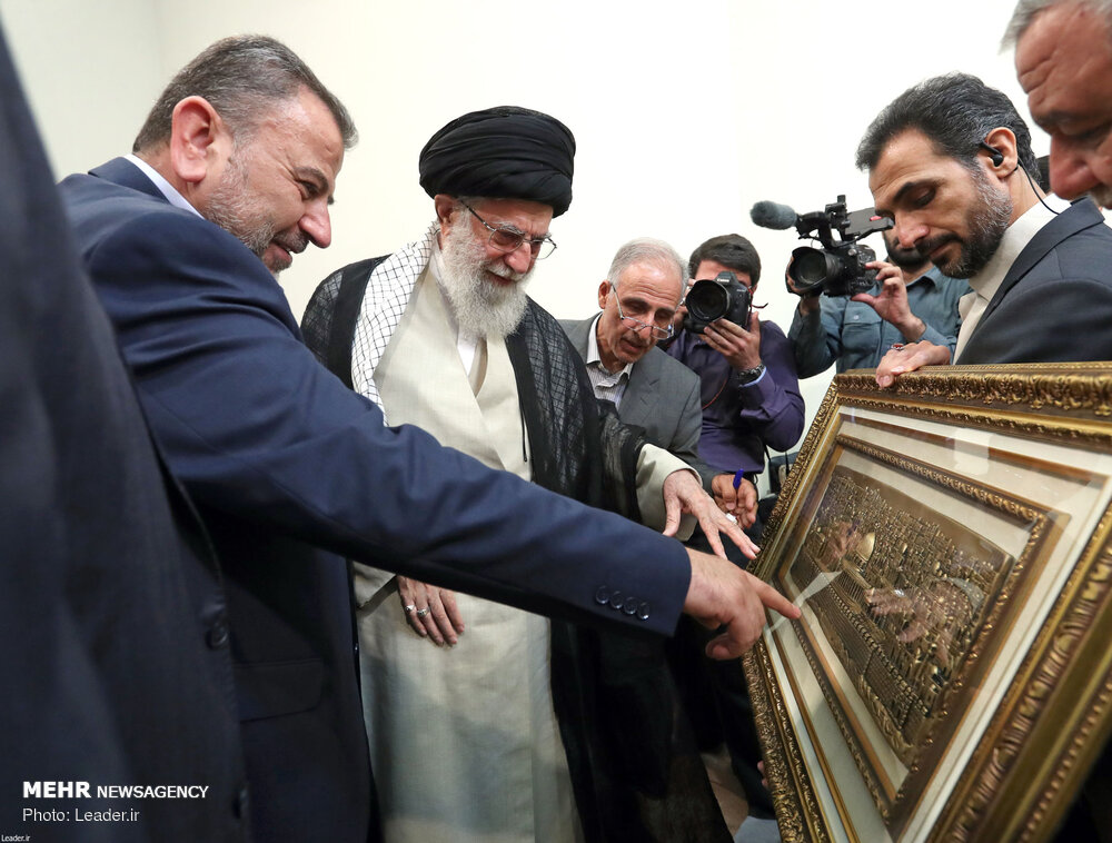 Аятолла Али Хаменеи принял делегацию ХАМАС во главе с Салехом аль-Арури