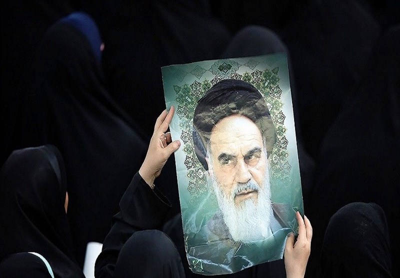 По местам имама Хомейни. Отрывок из романа А. Ежовой «В тени тегеранских платанов»