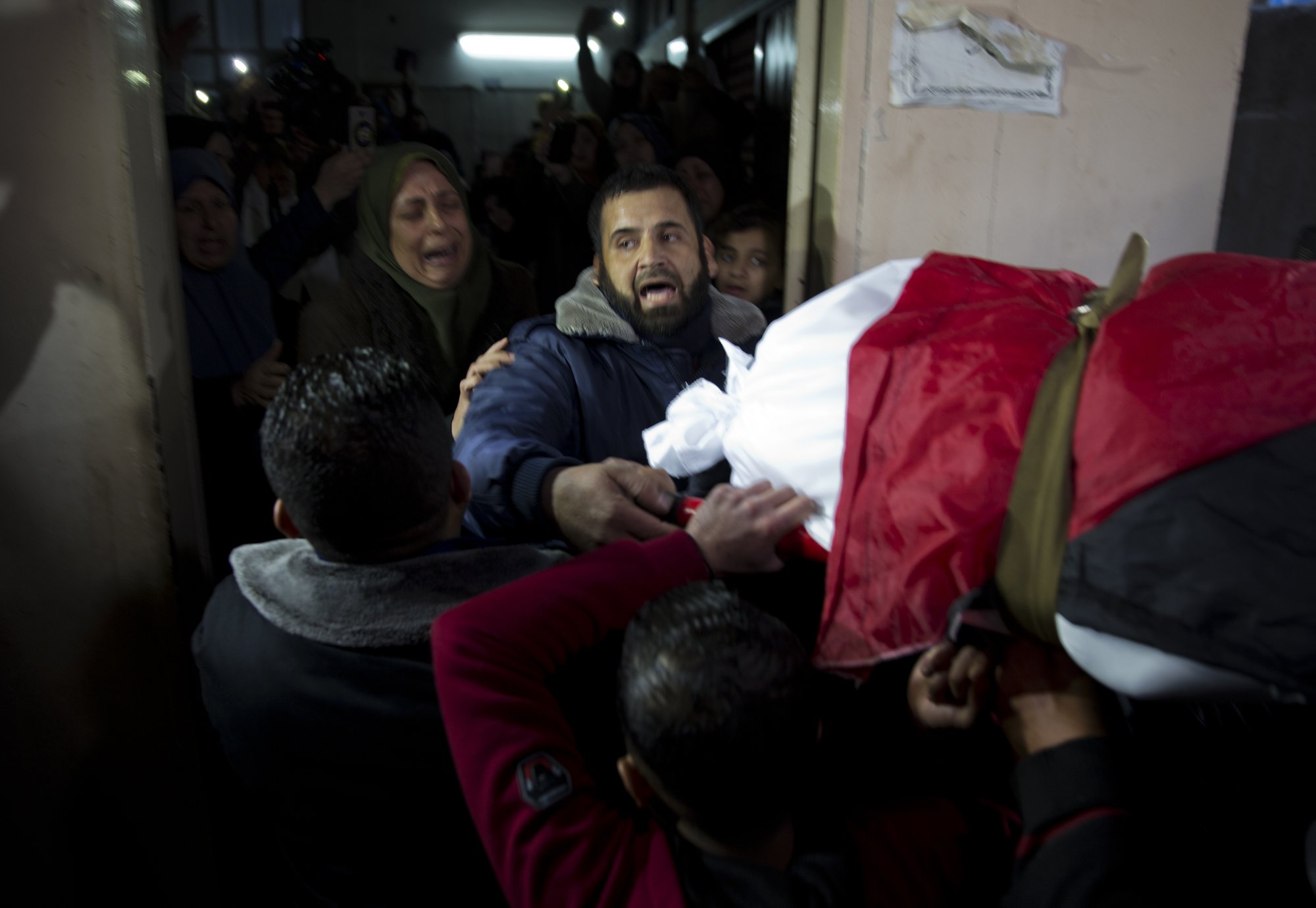 Новый год в Газе начался с новых жертв