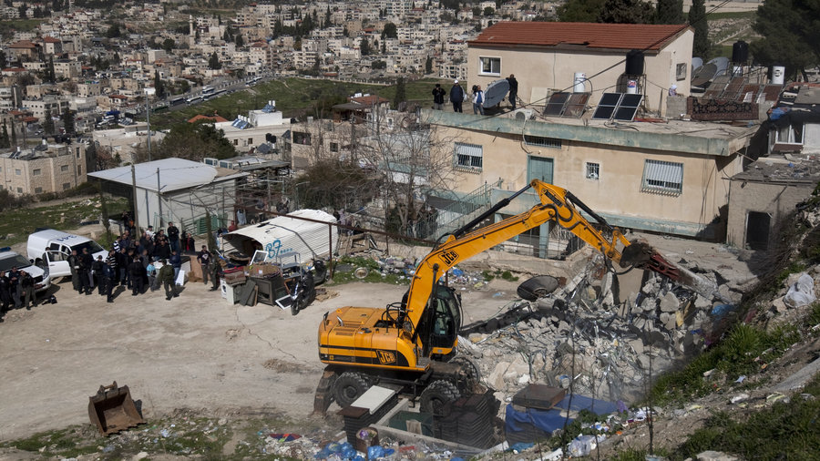 Сионисты опять расширяют незаконные поселения за счет захвата палестинских земель