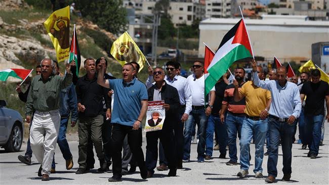 Жители Газы провели массовую акцию в поддержку голодающих узников