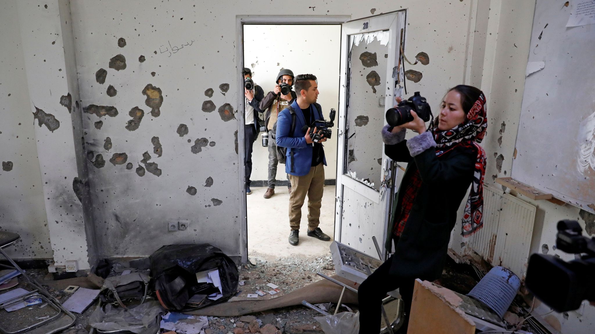 Амини и теракт в Кабуле: об избирательности Запада в вопросе прав человека